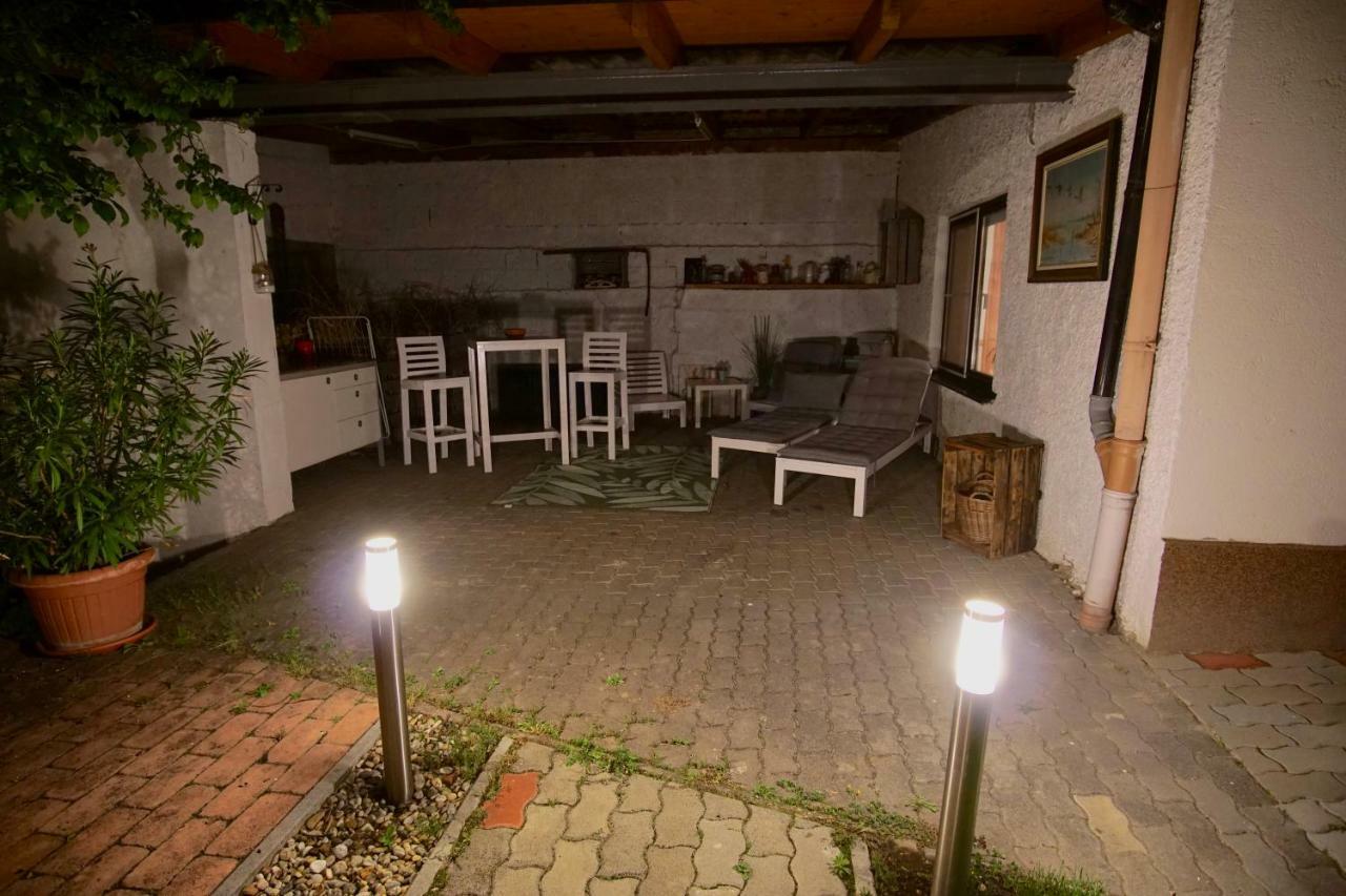 Das Tulpen Apartment ويدن ام سي المظهر الخارجي الصورة